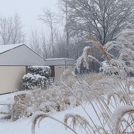 Villa 4-Pers Vakantiebungalow In Het Heuvelland à Simpelveld Extérieur photo